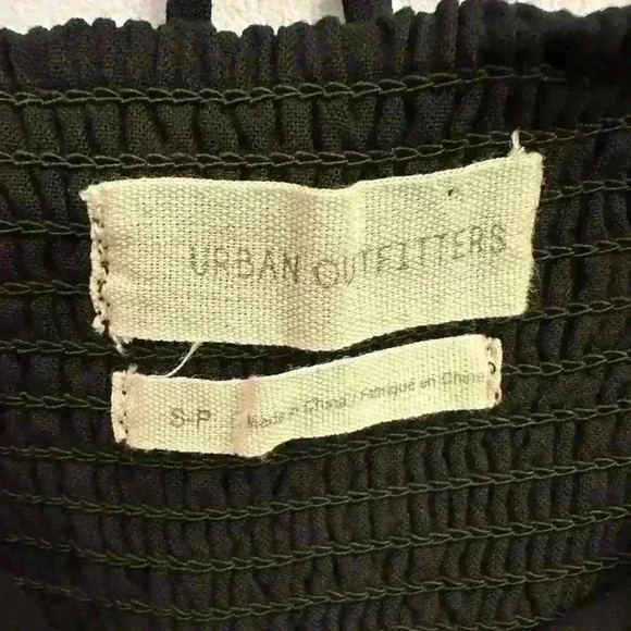 Urban Outfitters Crop Top - Picture 3 of 3